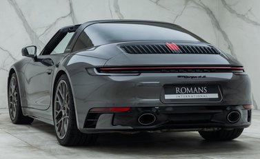 Porsche 911 Targa 4S (992) 13