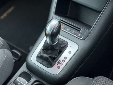 Volkswagen Tiguan 2.0 Tiguan R-Line TDI BlueMotion Technology 4Motion Semi-Auto 4WD 5dr 24