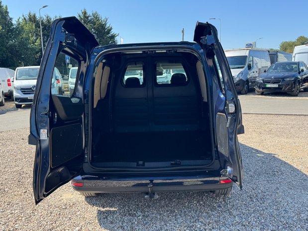 Mercedes-Benz Citan AUTO SWB [SOLD CM] L1H1 Low Roof Air Con Sensors Cam Tow Bar EURO 6 NO VAT 8