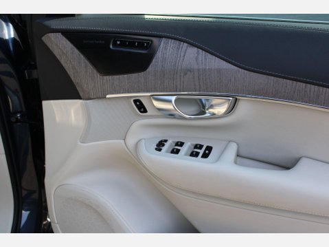 Volvo XC90 B5 INSCRIPTION PRO AWD MHEV 15