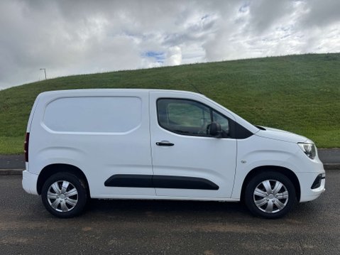 Vauxhall Combo 1.5 Combo 2300 Sportive S/S 3