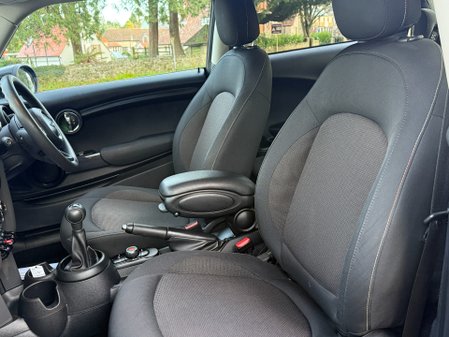 Mini Hatch COOPER CLASSIC 46