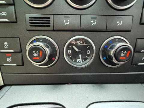 Land Rover Range Rover 4.4 V8 Vogue SE Station Wagon 5dr Petrol Automatic (352 g/km, 295 bhp) 18