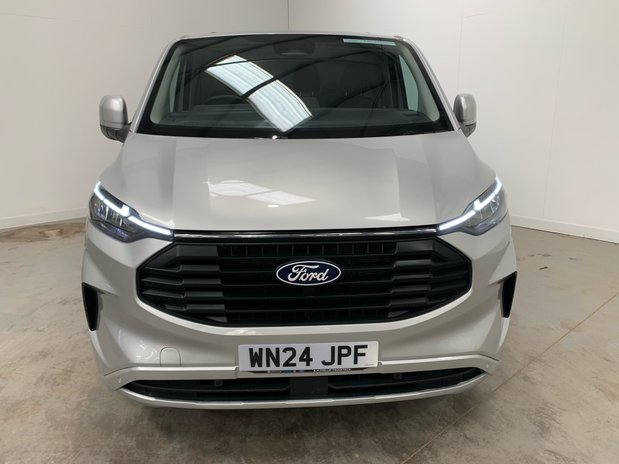 Ford Transit Custom 300 L2 Diesel 2.0 Eco Blue 136ps H1 Van Limited 2