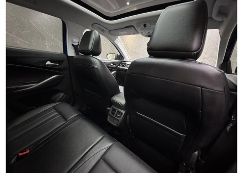 Vauxhall Grandland X 1.5 Turbo D BlueInjection Elite Nav SUV 5dr Diesel Manual Euro 6 (s/s) (130 43