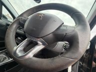 Peugeot 2008 PURETECH S/S ALLURE 17