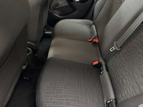 Vauxhall Corsa 1.2 Corsa SE 5dr 21