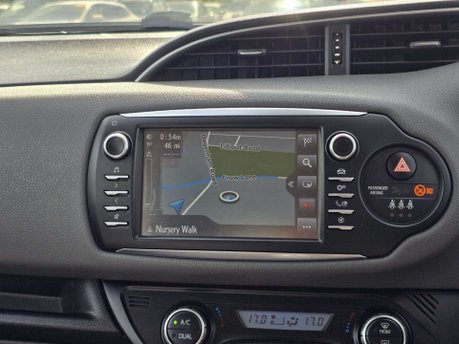 Toyota Yaris 1.5 VVT-h Icon Tech Hatchback 5dr Petrol Hybrid E-CVT Euro 6 (s/s) (100 ps) 27
