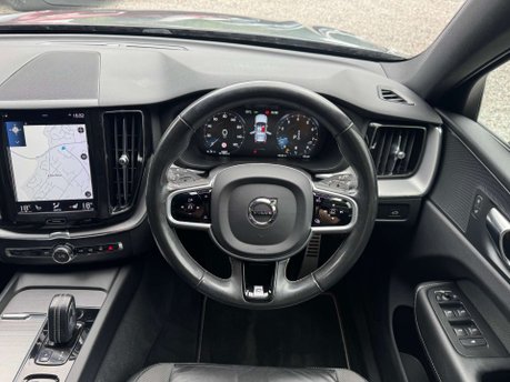 Volvo XC60 2.0 XC60 R-Design B5 MHEV Auto 5dr 21