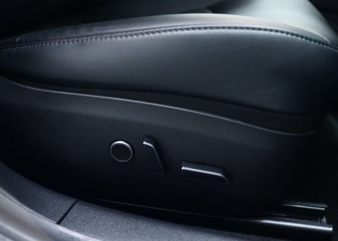 Tesla Model 3 Standard Range Plus Saloon 4dr Electric Auto RWD (241 bhp) 37