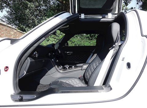 Mercedes-Benz SLS AMG GT Final Edition 17