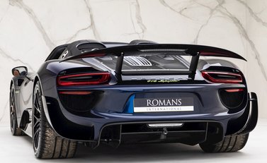 Porsche 918 Spyder Weissach 3