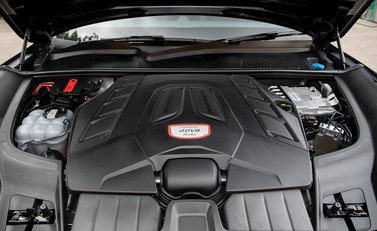 Porsche Cayenne Turbo 29