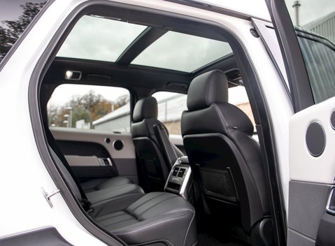 Land Rover Range Rover Sport 3.0 SDV6 HSE Dynamic 16