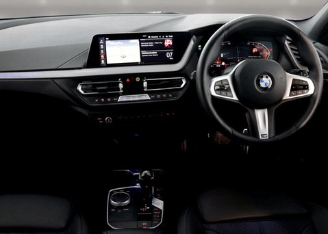 BMW 1 Series 1.5 118I M Sport Auto 5dr 21