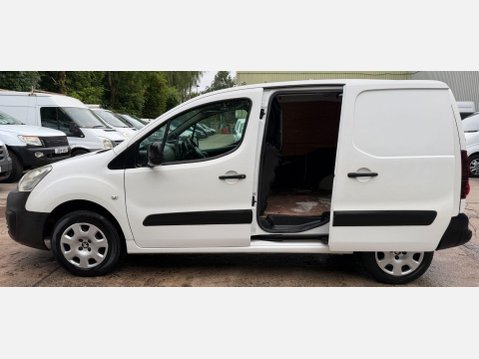 Peugeot Partner 1.6 BlueHDi 854 Professional Panel Van 5dr Diesel Manual L1 (112 g/km, 97.6 25