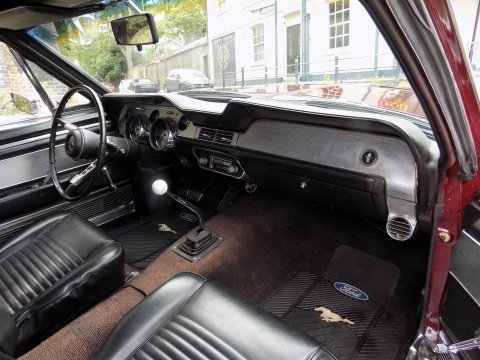 Ford Mustang 289 Hardtop Coupe 61