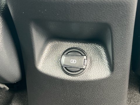 Kia Rio 2 34