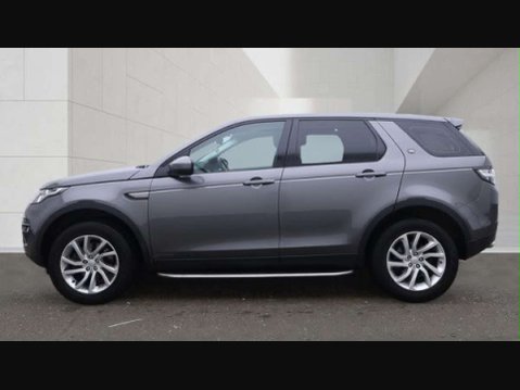 Land Rover Discovery Sport 2.0 Discovery Sport SE Tech TD4 Auto 4WD 5dr 6