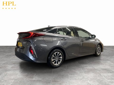Toyota Prius 1.8 VVT 8.8kWh Business Edition Plus Hatchback 5dr Petrol Plug-in Hybrid CV 7