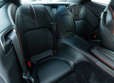 Aston Martin DBS Superleggera 14