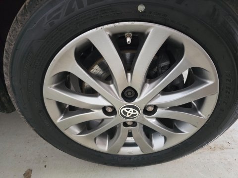 Toyota Yaris 1.33 Dual VVT-i Icon Euro 6 5dr 47