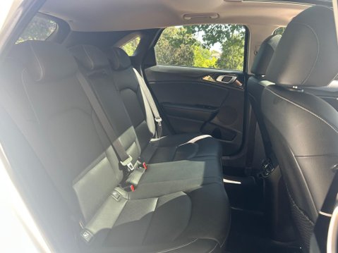 Kia Ceed FIRST EDITION ISG 16