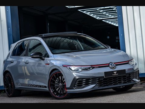 Volkswagen Golf 2.0 Golf GTi Clubsport 45 TSi Semi-Auto 5dr 28
