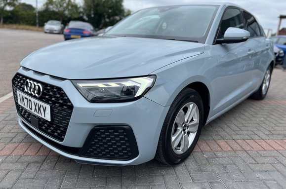 Audi A1 SPORTBACK 1.0 TFSI TECHNIK 16
