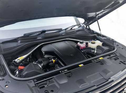 Land Rover Range Rover P615 SV 55