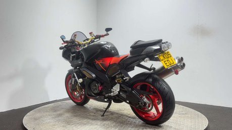 Aprilia RSV TUONO 2005 19K ICONIC STREETFIGHTER NAKED 1000CC NEW MOT 5