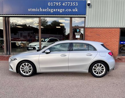 Mercedes-Benz A Class 1.3 A 200 Sport Exeutive Auto 5dr 11