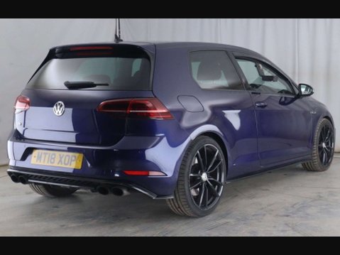 Volkswagen Golf 2.0 Golf R TSi Semi-Auto 4WD 3dr 5