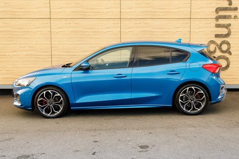 Ford Focus ST-LINE X 14
