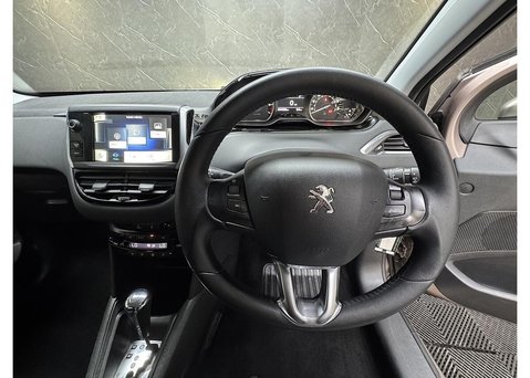 Peugeot 208 1.6 VTi Allure Hatchback 5dr Petrol Auto Euro 5 (120 ps) 62