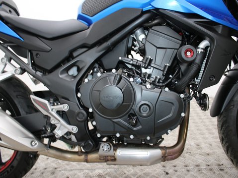 Honda CB750 Hornet CB 750 A-S 24