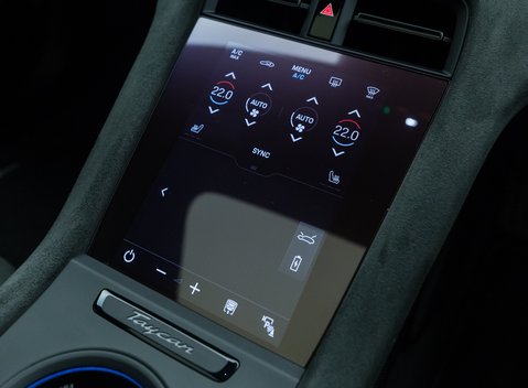 Porsche Taycan GTS SPORT TURISMO 29