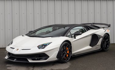 Lamborghini Aventador SVJ LP 770-4 6