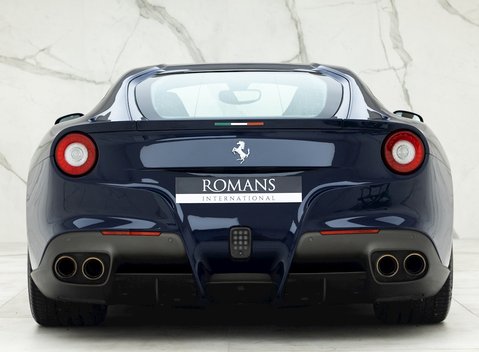 Ferrari F12 Berlinetta 5