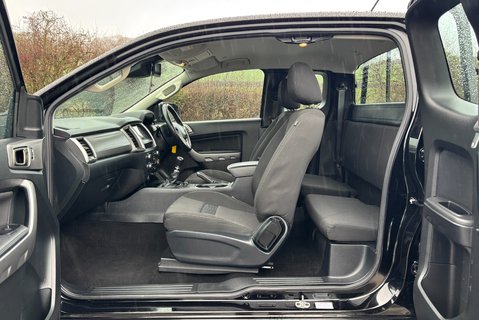 Ford Ranger XLT Super Cab 170 ps 4x4 Pickup 14