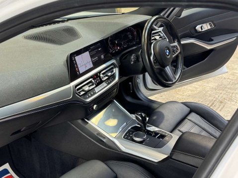 BMW 3 Series 2.0 320d M Sport MHEV Auto 4dr 66