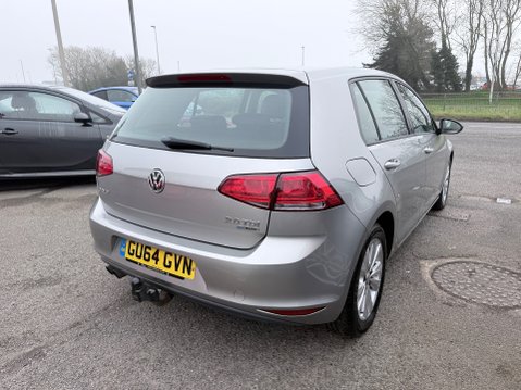 Volkswagen Golf SE TDI BLUEMOTION TECHNOLOGY 5