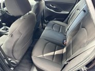 Hyundai i30 1.6 CRDI SE NAV 5 Dr 17