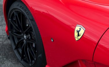 Ferrari 812 Superfast 28