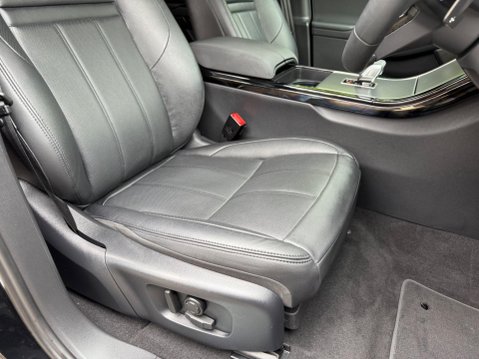 Land Rover Range Rover Evoque 2.0 D200 MHEV Dynamic SE Auto 4WD Euro 6 (s/s) 5dr 44