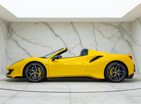 Ferrari 488 Pista Spider 3