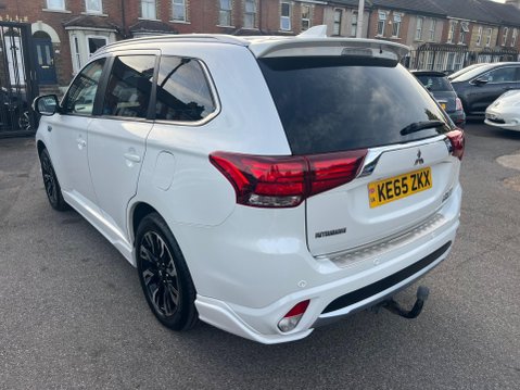 Mitsubishi Outlander 2.0h 12kWh GX4hs CVT 4WD Euro 6 (s/s) 5dr 4