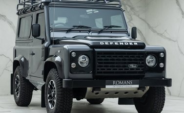 Land Rover Defender 90 ADVENTURE 9