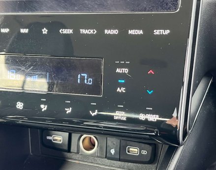 Hyundai TUCSON 1.6 Tucson Premium TGDi HEV Auto 5dr 52