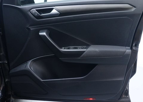 Volkswagen T-Roc 1.5 TSI GPF EVO SE SUV 5dr Petrol DSG Euro 6 (s/s) (150 ps) 43